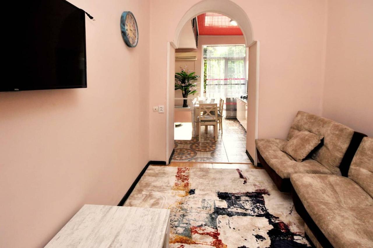Dani Home Tbilissi Extérieur photo
